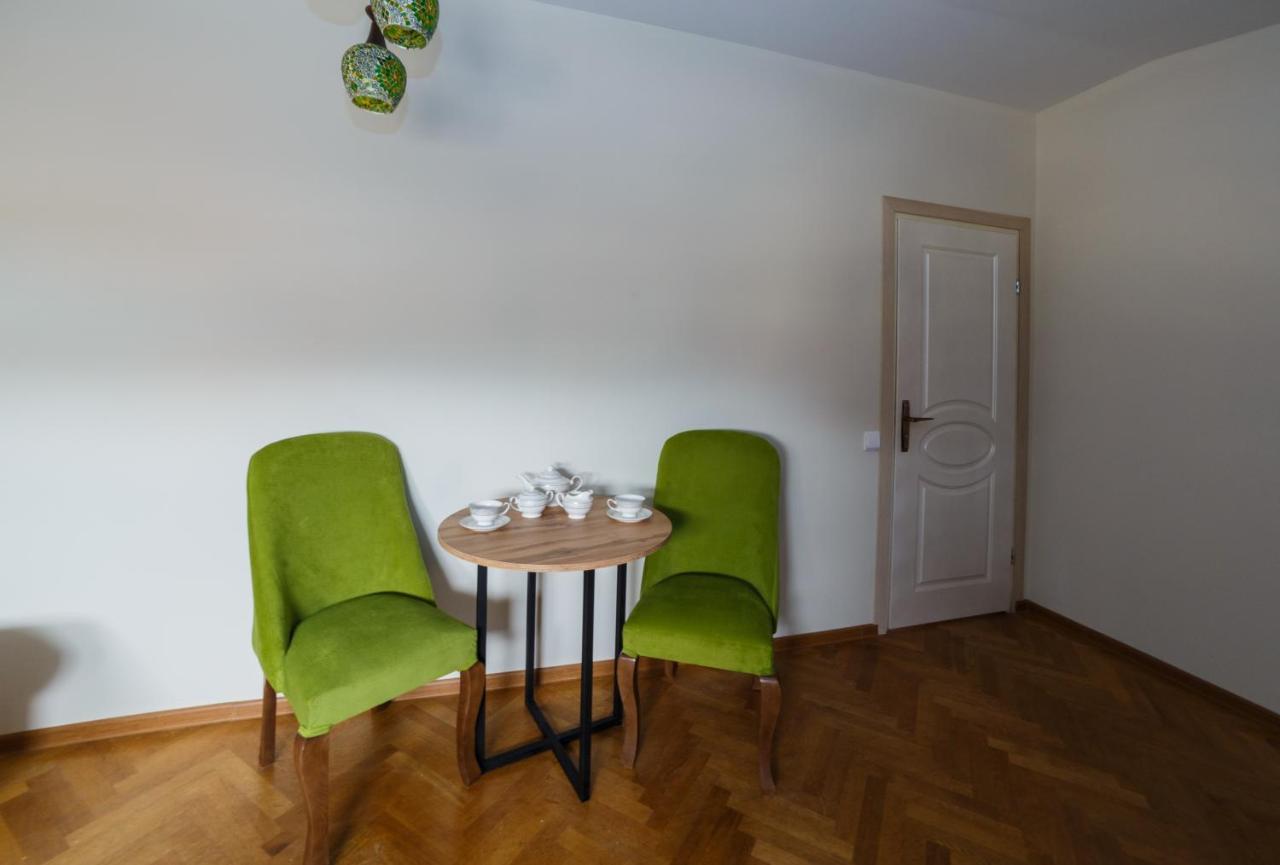 Hotel Red Castle Erywań Zewnętrze zdjęcie