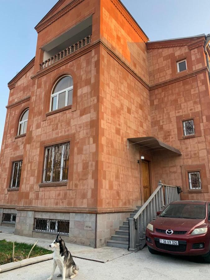 Hotel Red Castle Erywań Zewnętrze zdjęcie