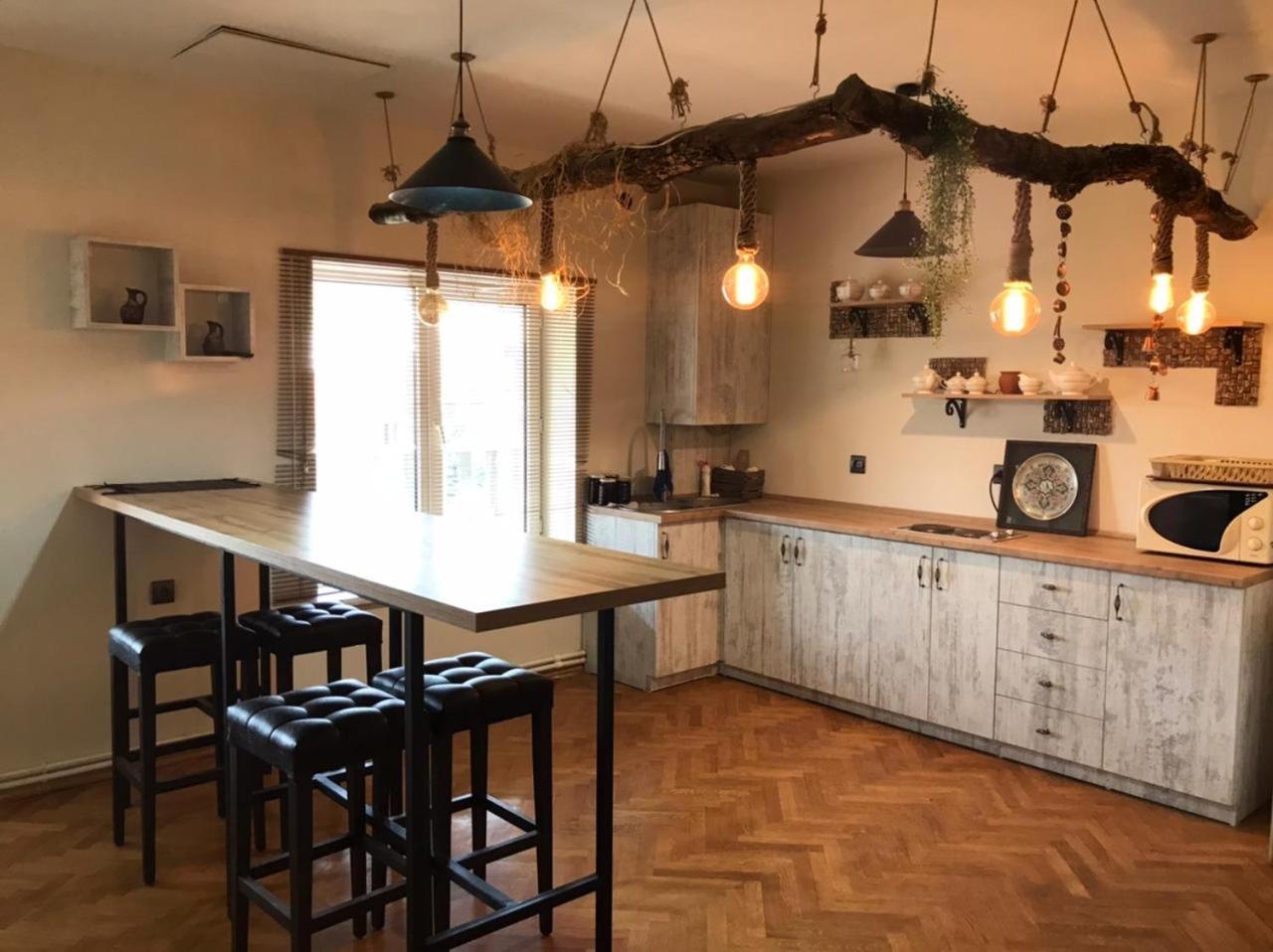 Hotel Red Castle Erywań Zewnętrze zdjęcie