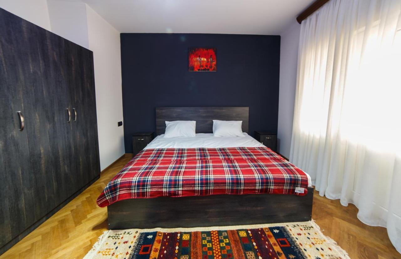 Hotel Red Castle Erywań Zewnętrze zdjęcie